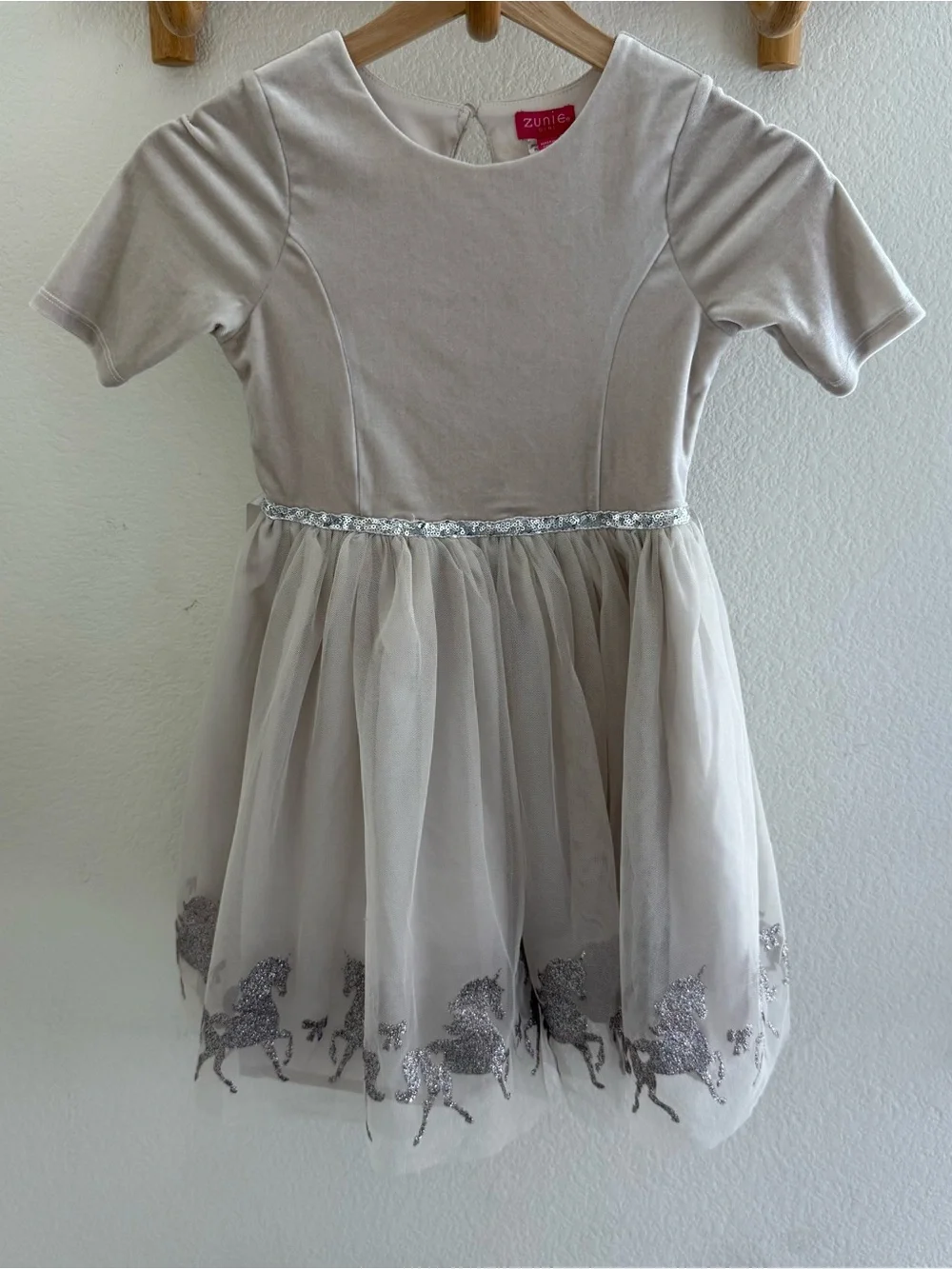 Zunie velvet silver cream unicorn glitter tulle short sleeve dress Size 7-8
